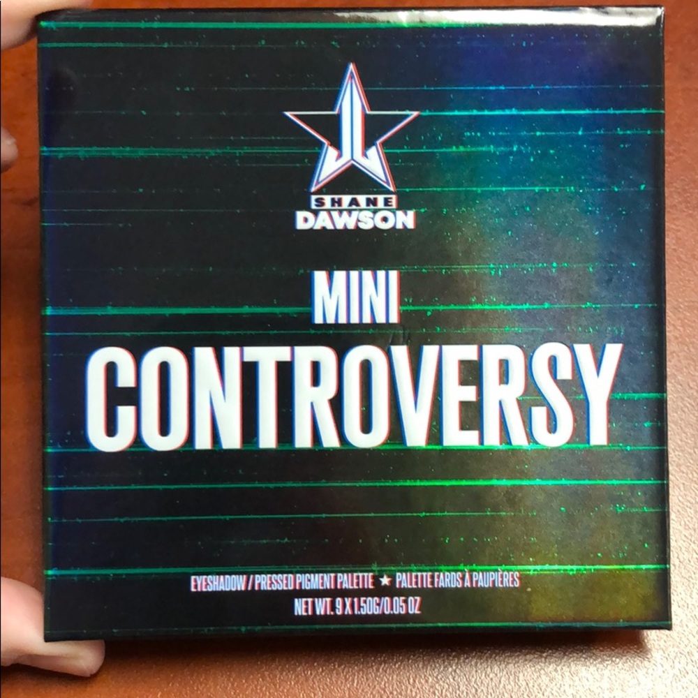 Mini controversy green pallet